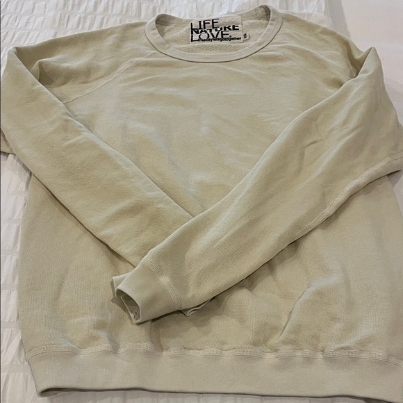 Freecity Light Cream Crewneck Sweatshirt great condition - Picture 1 of 4